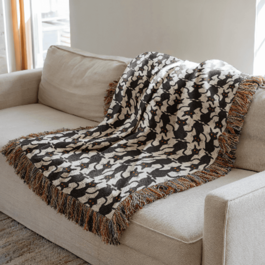 Black Cats Woven Blanket - Ceelily Inspire